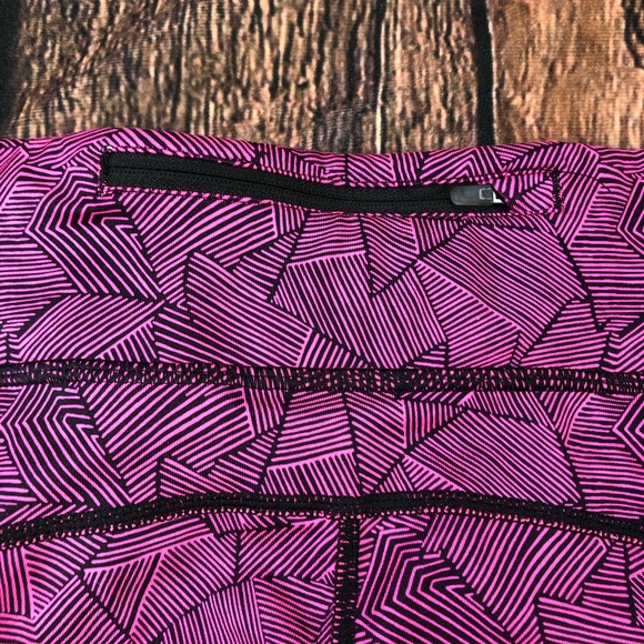 NIKE Running Dri-Fit Capri Athletic Pants - Picture 7 of 8